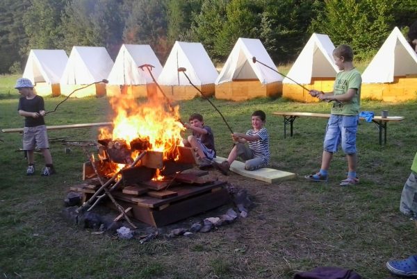 <a href=https://www.salesko.cz/posledni-mista-taborech/ title='Poslední místa na táborech'>Poslední místa na táborech</a>