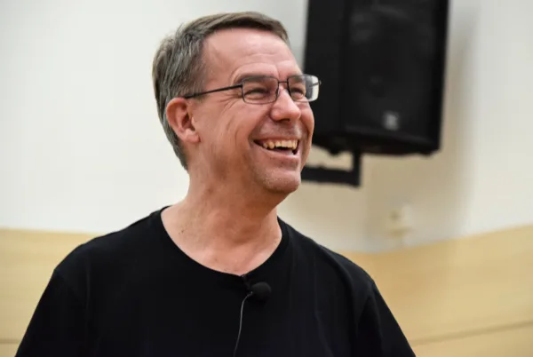 <a href=https://www.salesko.cz/svet-je-slozitejsi-nez-se-zda-prednaska-bretislava-turecka-o-blizkem-vychode/ title='Svět je složitější, než se zdá – přednáška Břetislava Turečka o Blízkém východě'>Svět je složitější, než se zdá – přednáška Břetislava Turečka o Blízkém východě</a>