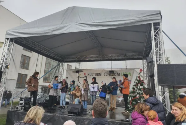 <a href=https://www.salesko.cz/salesko-na-lisenskych-vanocich/ title='Salesko na Líšeňských Vánocích'>Salesko na Líšeňských Vánocích</a>