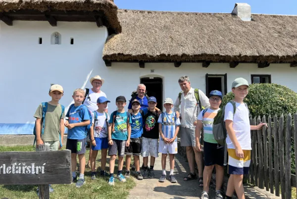 <a href=https://www.salesko.cz/sikovni-mali-kutilove-aneb-4-vlastni-vyrobky-za-4-dny/ title='Šikovní malí kutilové aneb 4 vlastní výrobky za 4 dny'>Šikovní malí kutilové aneb 4 vlastní výrobky za 4 dny</a>