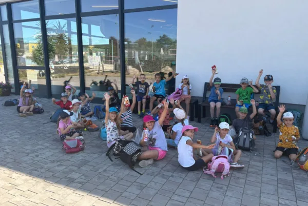 <a href=https://www.salesko.cz/cesta-kolem-sveta/ title='Cesta kolem světa'>Cesta kolem světa</a>